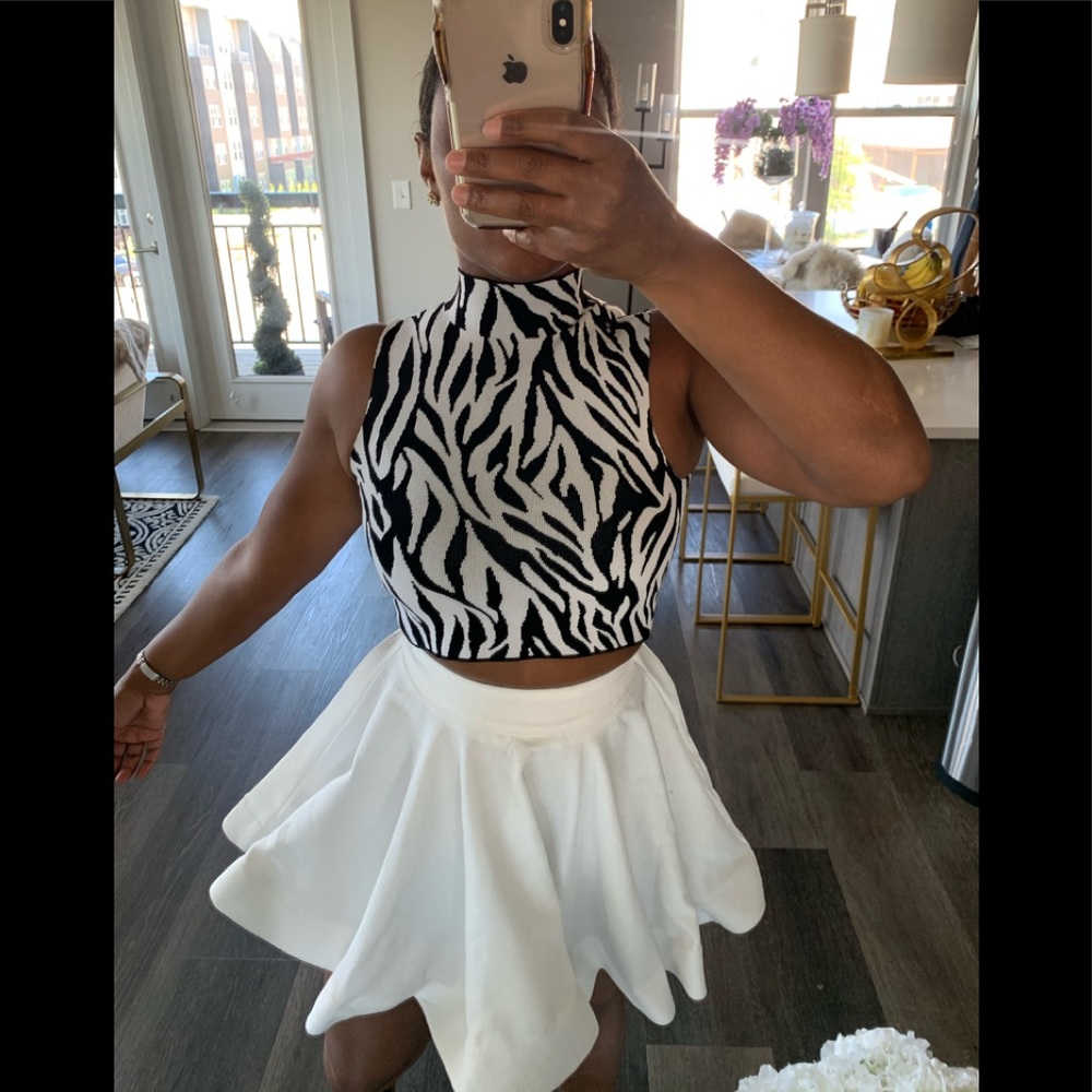 MISSGUIDED zebra crop top